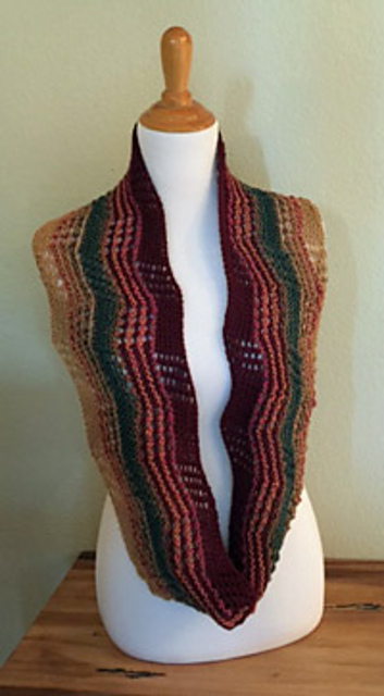 In Triplicate Cowl