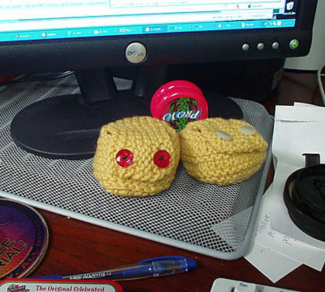 Solipsis Pouch
