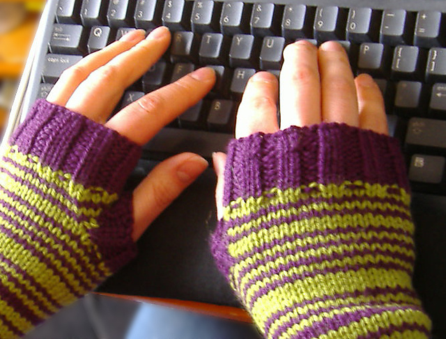Binary Armwarmers