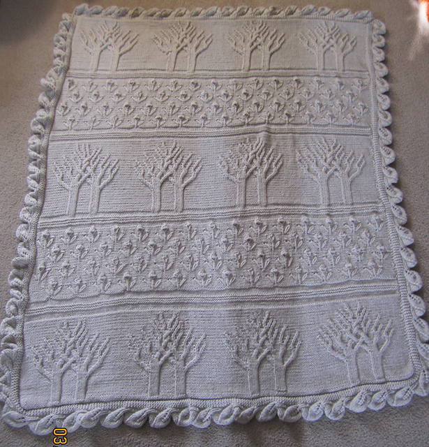 Ravelry reginaknitsok's Tree of Life AFGHAN With a leaf border