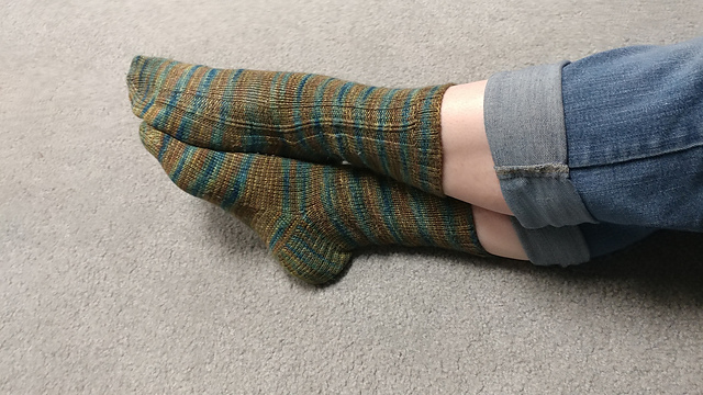 Twisted Rib Zombie Socks