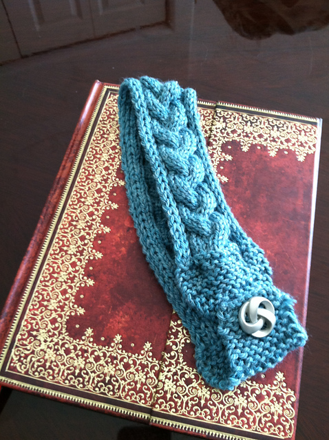 Cheery Cable Headband