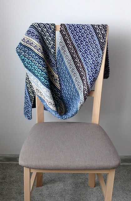 Mirror Hearts scarf