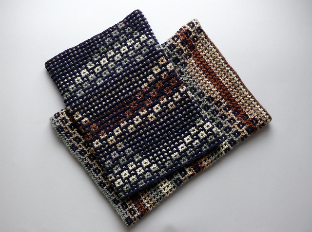 On a Slope neck warmer
