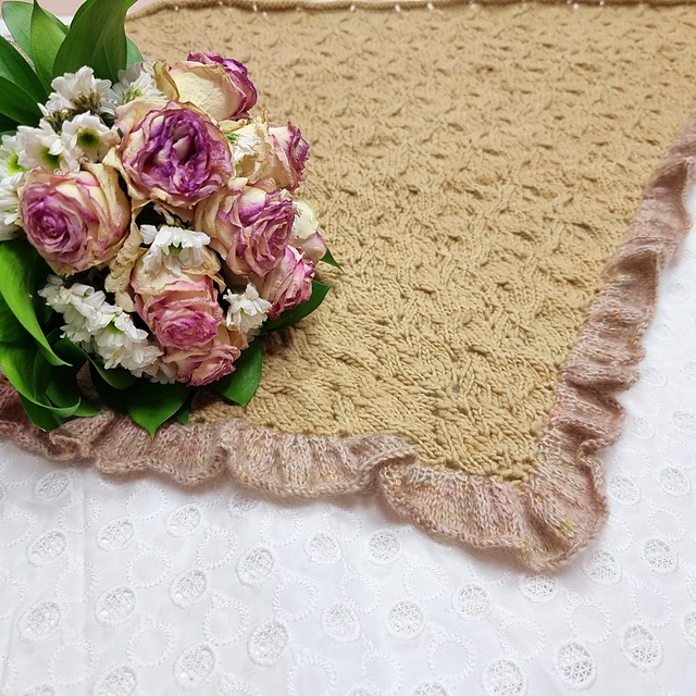 Laena Shawl