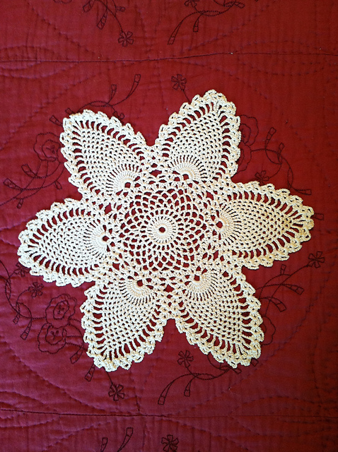 Ravelry: Pineapple Doily #7768-A pattern by The Spool Cotton Company
