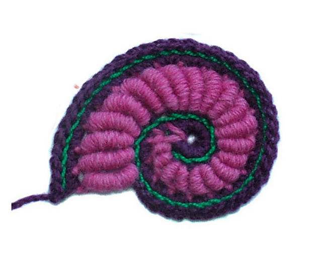 Bullion Spiral Motif