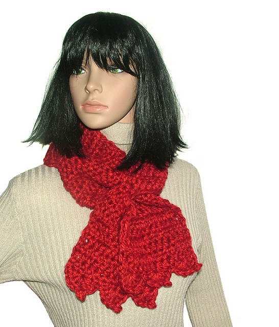 Key Hole Scarf