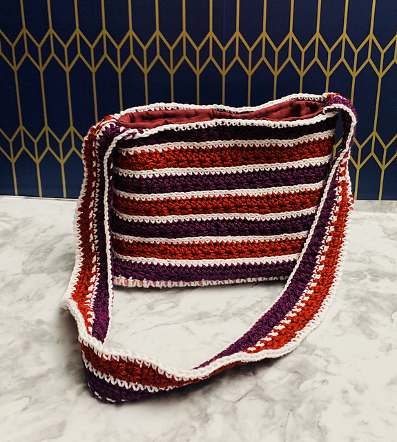 Holly Jolly Handbag
