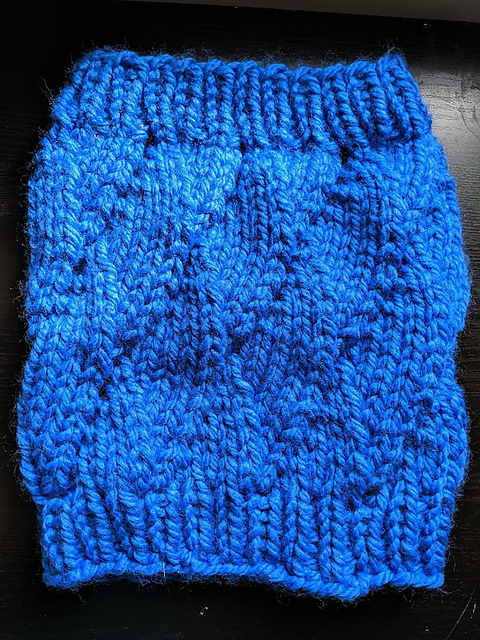 Georgian Waves Cowl