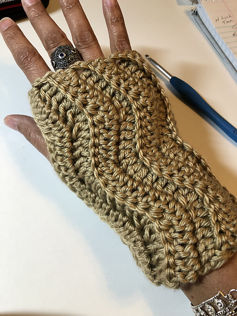 Chevron Texting Gloves