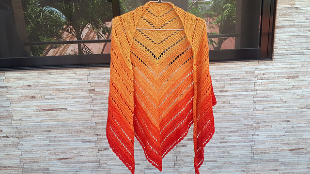 Mae Belle Shawl