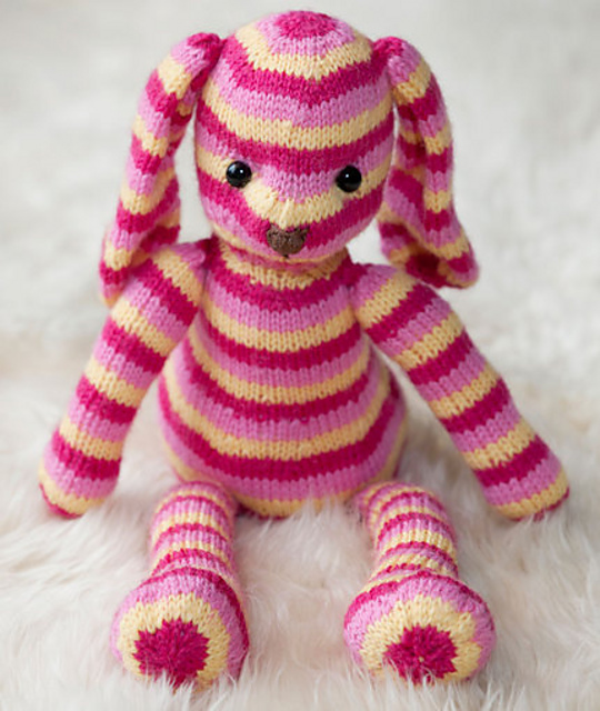 Ravelry: Nummy Bunny pattern by Nancy Anderson