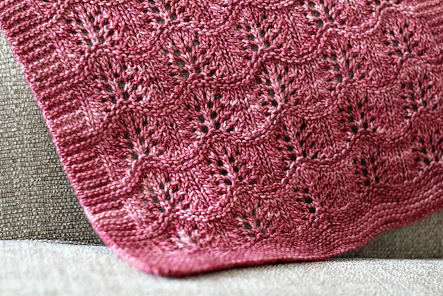 Esma Worsted Blanket
