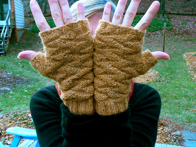 Flying Geese Fingerless Mitts