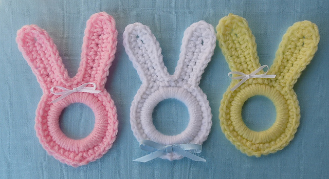 Easter Bunny Ring Decoration