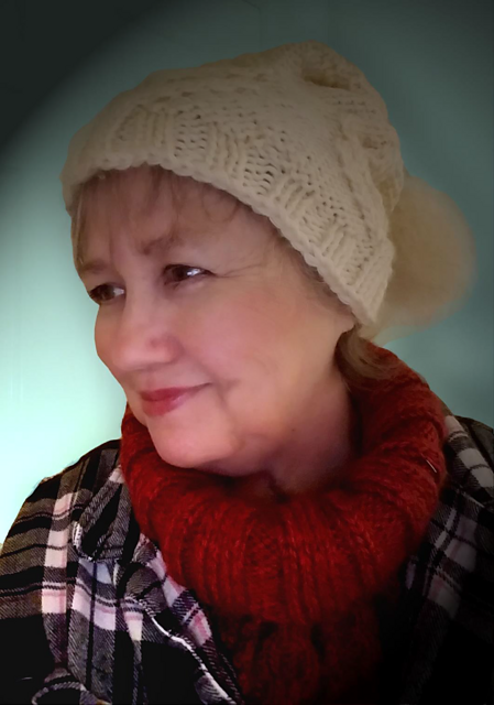 Disappearing Diamonds Hat and Cowl