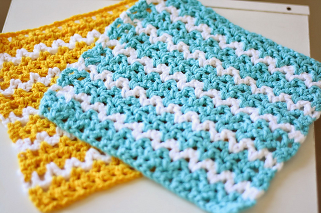 Summer Breeze V-Stitch Dishcloths