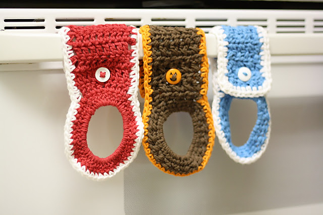Crochet Towel Holder