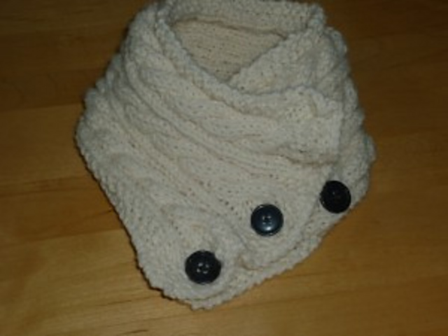 Cable knit cowl