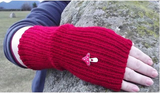 DK Knitted Ribbed Wrist Warmers