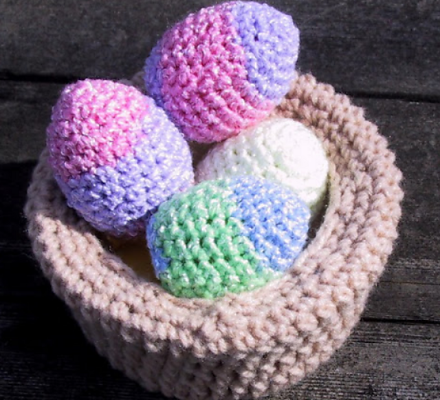 Suzie's Bernat Baby Coordinates Easter Egg Cover