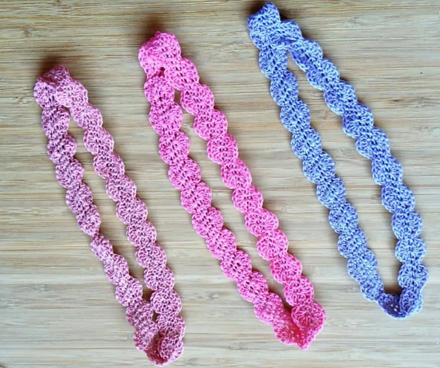 Scalloped Lace Headband