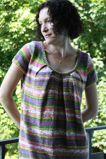 # 34 Kleid im Boule-Style