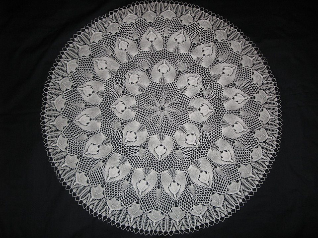Zierdecke mit Blattmotiv (large)