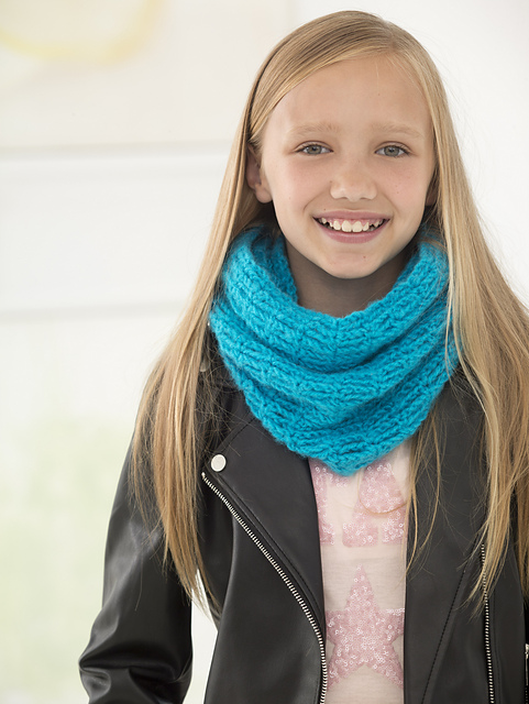Totally Tween Cowl