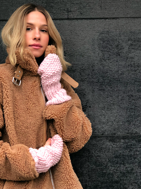 gLOVE WARMERS