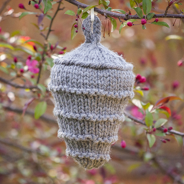 Wasp Away Decoy Nest