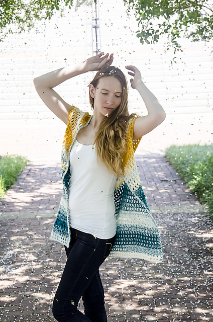 Cottage Breeze Cardi
