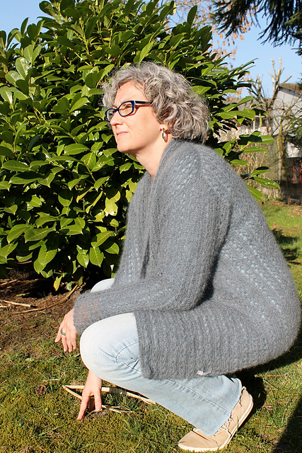 # 11 Jacke im Loch-Rippenmuster
