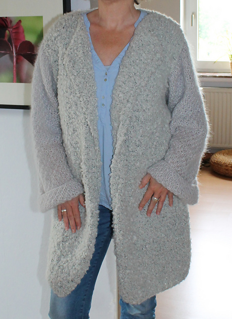 # 06 Jacke glatt rechts mit Perlmuster Ärmeln