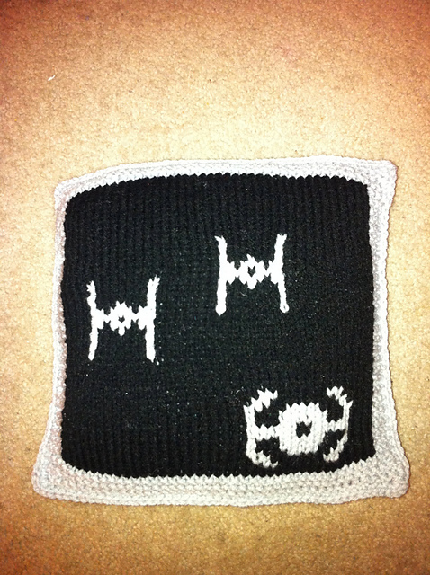 Empire Attack Cushion