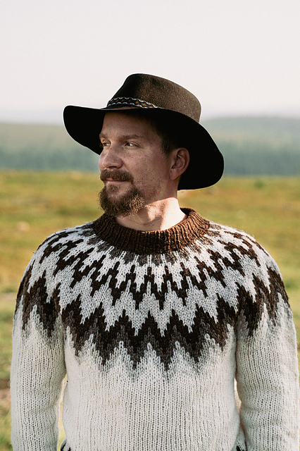 Ravelry: Heading North pattern by Ronja Hakalehto