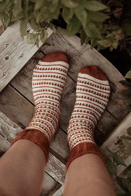 Tie Socks