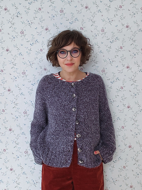 Ravelry: Greetl Cardigan pattern by rosa