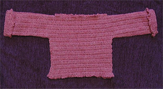 Super-Simple Crochet Newborn Pullover