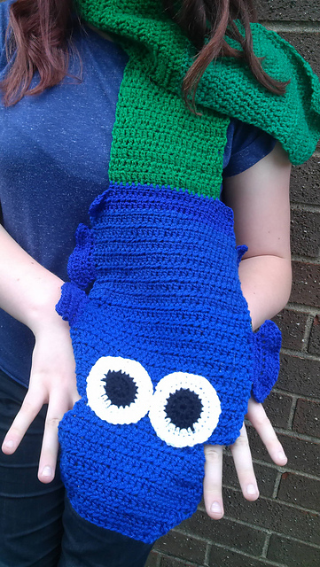 Platypus scarf