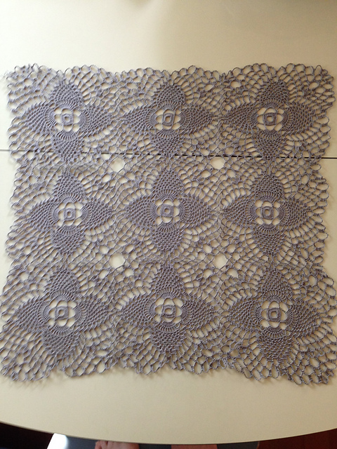 Pineapple Night Table Doily #7868
