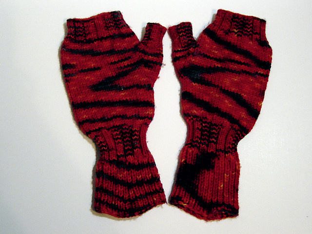 Freestone Firecracker Fingerless Mittens