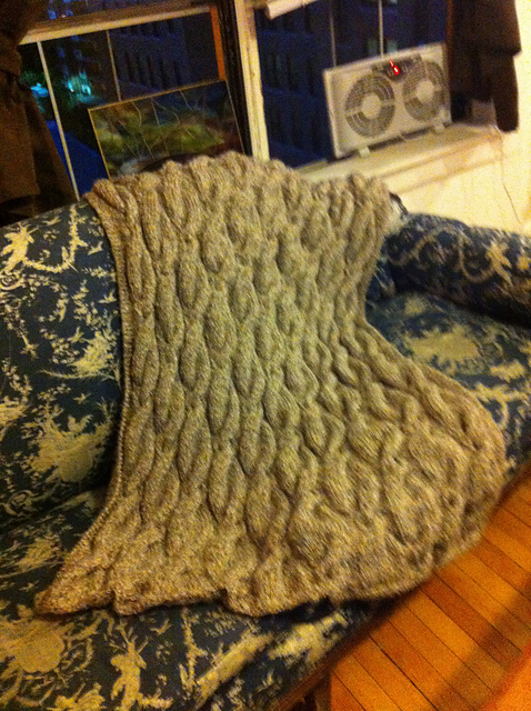 Big Cable Blanket