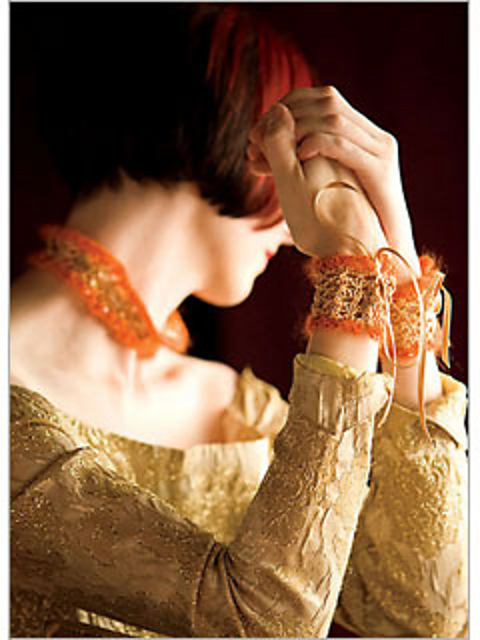 Costume Jewelry: Choker