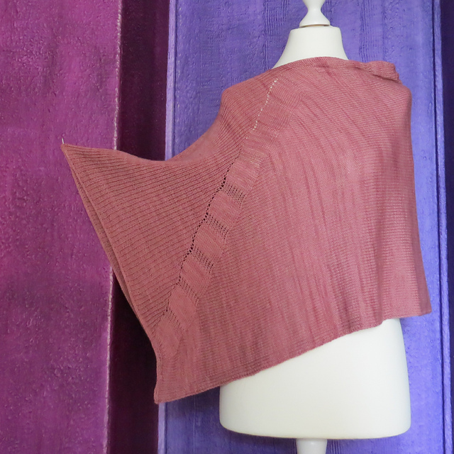 Schwalbe (Mindless Ruffles No. 3)