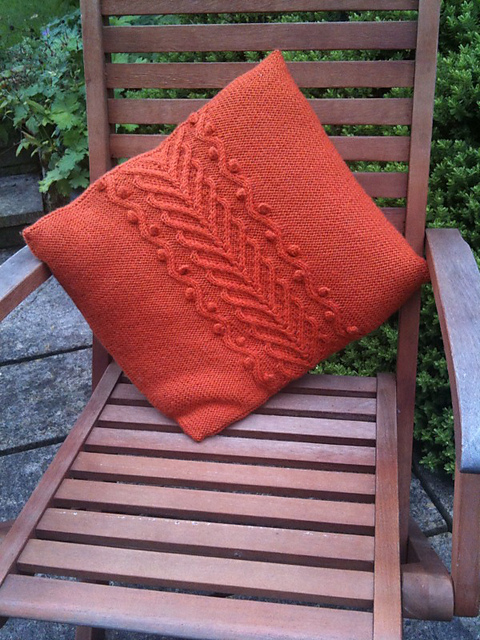 Covered Button Cable Cushion Cover