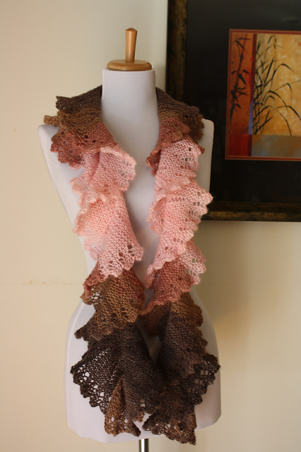 Knitted Flounce Scarf