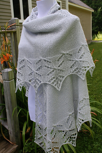 Lucky Quatrefoil Shawl