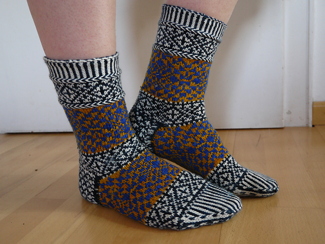 Autumn Frost Socks